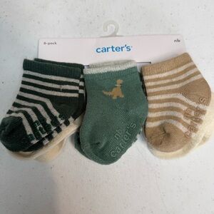 NWT Carter's Baby Newborn nb Socks 6-Pack dinosaurs, stripes